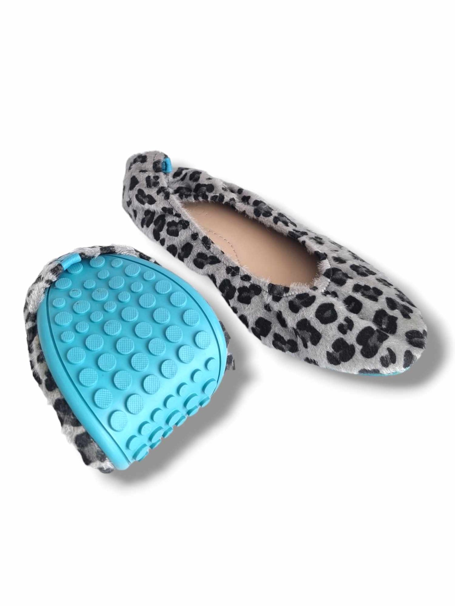 Leopard Gray