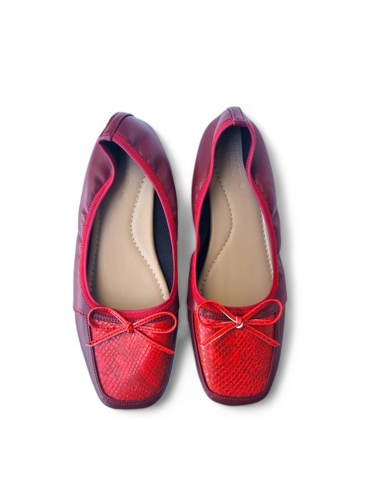 Square Feet Red