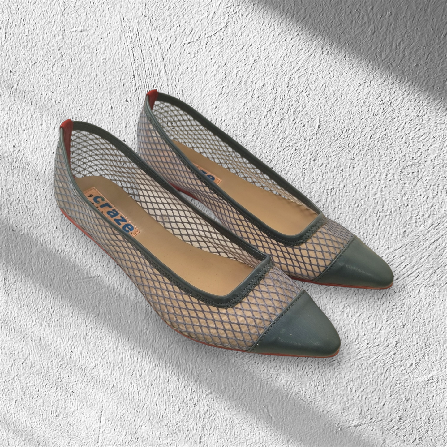 Craze Mesh Cyan Blue Pointed