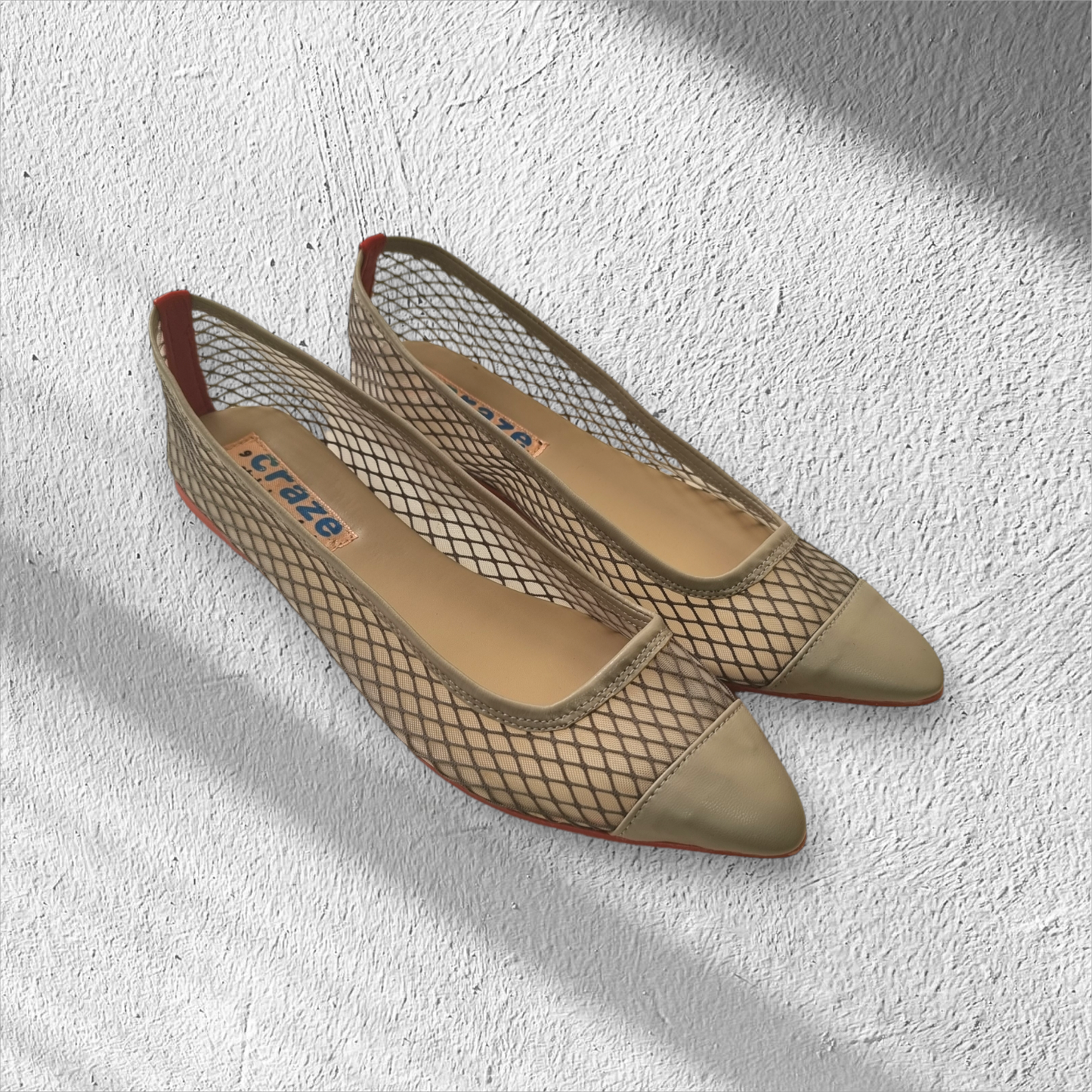 Craze Mesh Gray Pointed