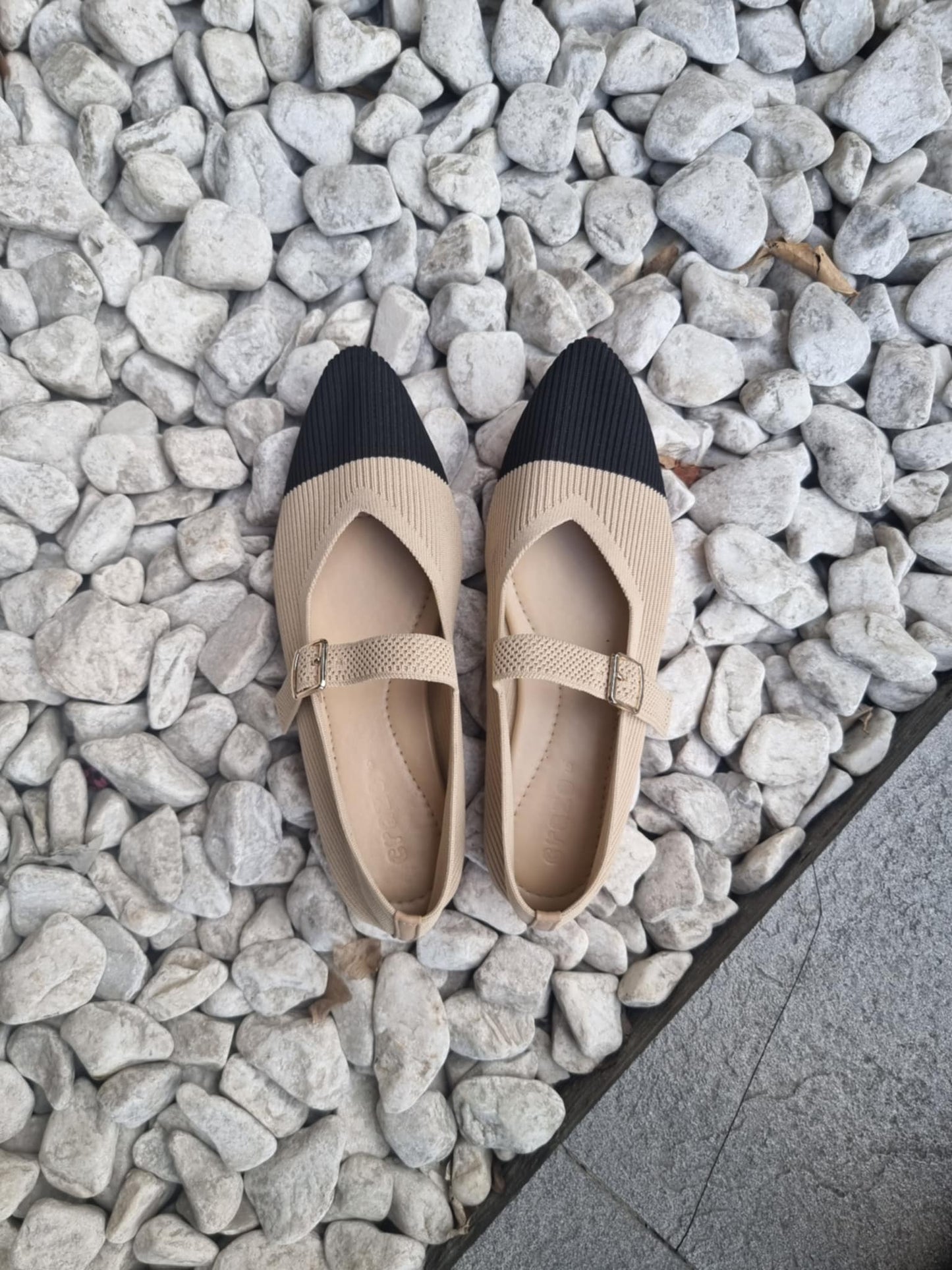 Craze Via Captoe in Pointed Toe