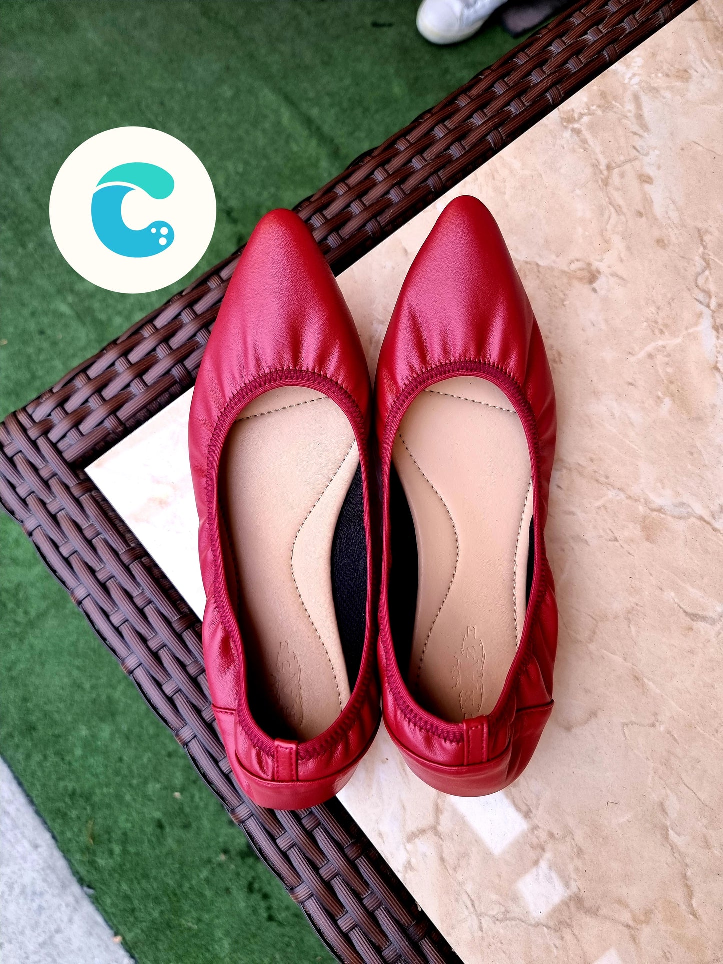 Cassey Pointed redwine