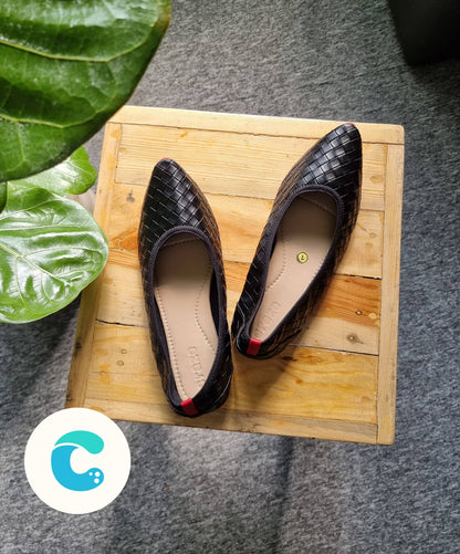 Black Pointed Weave
